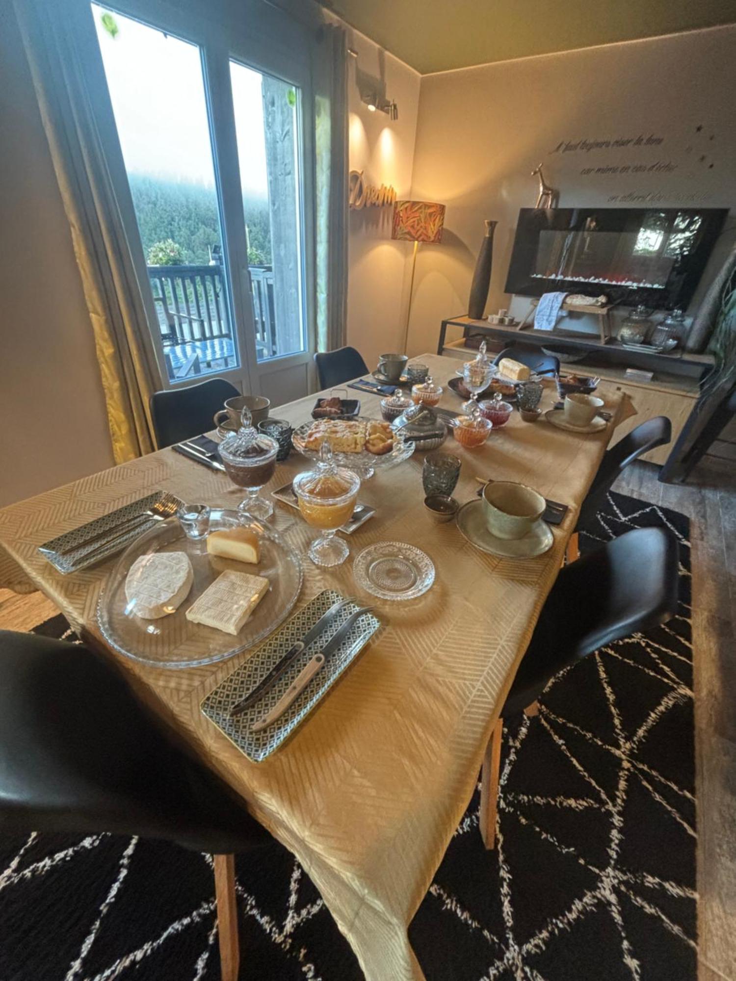 Bed and Breakfast L'Alpen Roc Caille Exterior foto